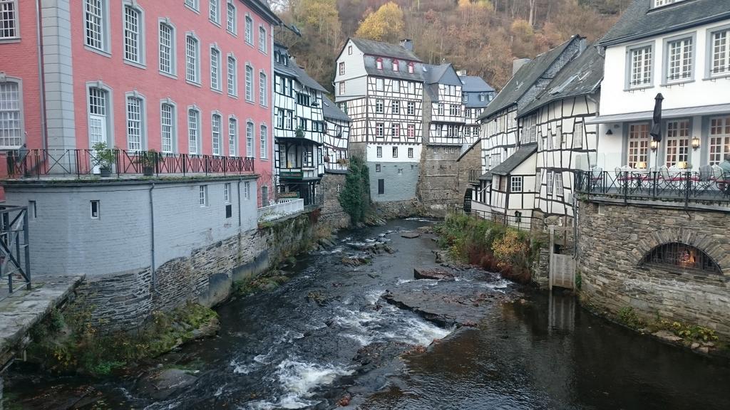 Eleganza Monschau Hotel Kültér fotó